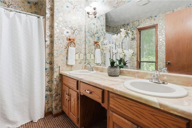 3243 Galts Road, Acworth, GA 30102