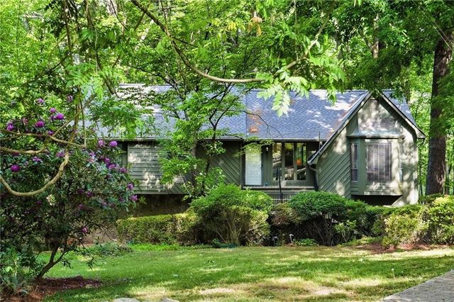 3243 Galts Road, Acworth, GA 30102