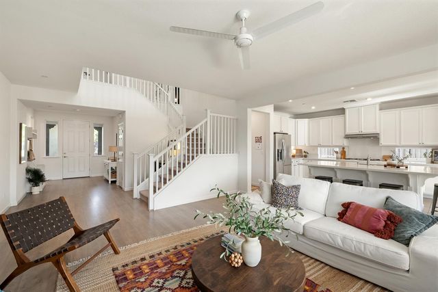 800 Lazy Creek Dr, Rocklin, CA 95765
