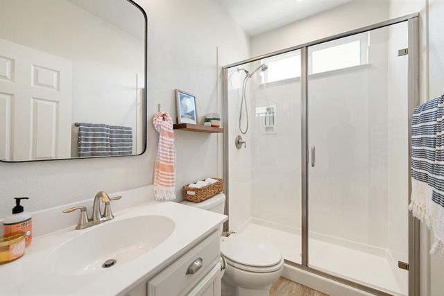 800 Lazy Creek Dr, Rocklin, CA 95765