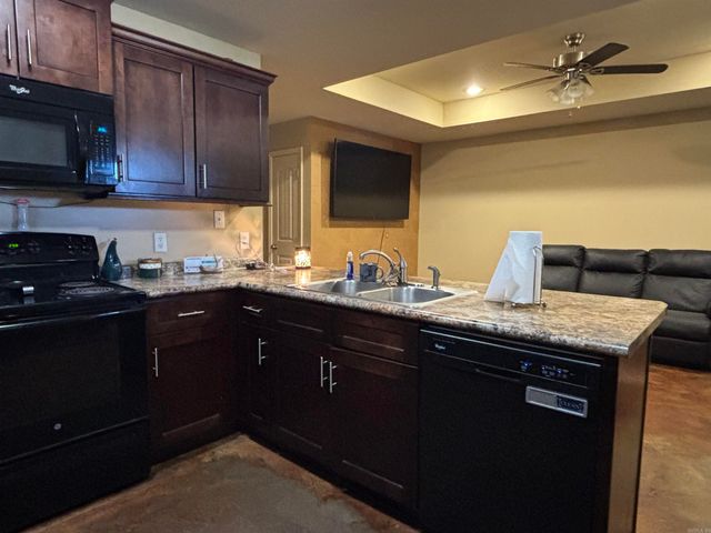 65 Greene 759 Rd, Paragould, AR 72450