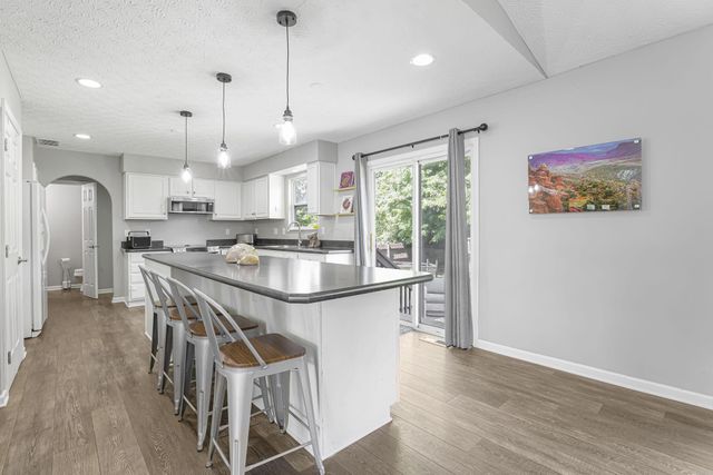 166 Woodhaul Drive, Delaware, OH 43015
