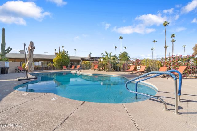 530 S ALMA SCHOOL Road 48, Mesa, AZ 85210