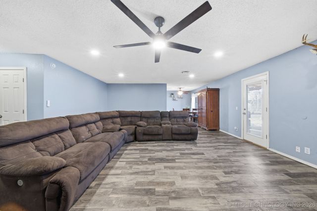 23805 E 103rd Place, Broken Arrow, OK 74014