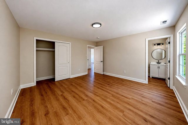 574 BARBADOS DR, Williamstown, NJ 08094