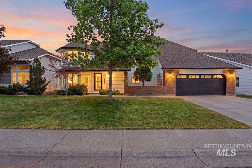 387 E Fairbrook Dr, Boise, ID 83706 photo 1