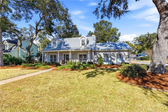 323 Sandcastle Lane, St Simons Island, GA 31522