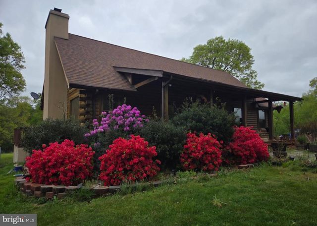 1415 S TIMBER RIDGE RD, Cross Junction, VA 22625