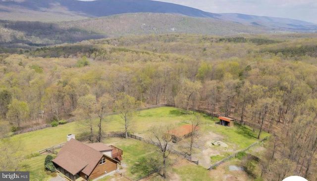 1415 S TIMBER RIDGE RD, Cross Junction, VA 22625