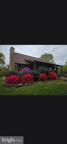 1415 S TIMBER RIDGE RD, Cross Junction, VA 22625