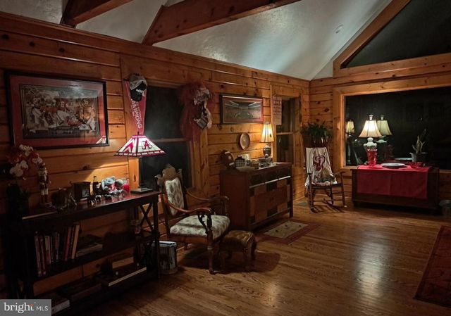 1415 S TIMBER RIDGE RD, Cross Junction, VA 22625