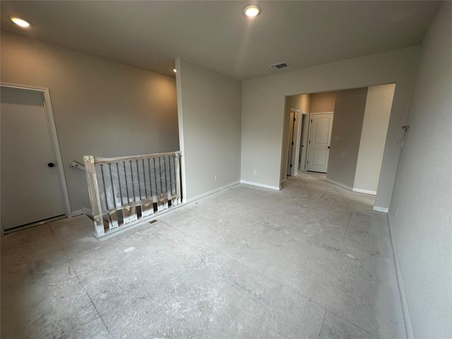 1053 Sienna Bear RD, Georgetown, TX 78633