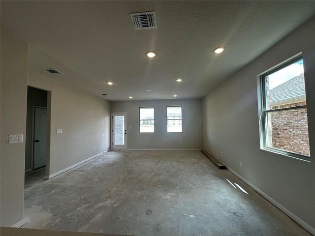 1053 Sienna Bear RD, Georgetown, TX 78633