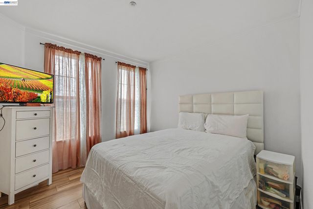 1594 Tucker St 56, Oakland, CA 94603