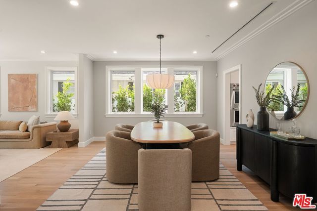 9013 Sawyer Street, Los Angeles, CA 90035