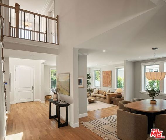 9013 Sawyer Street, Los Angeles, CA 90035