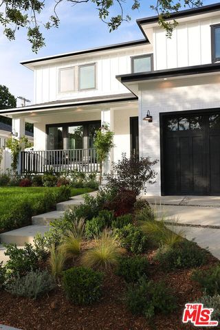 9013 Sawyer Street, Los Angeles, CA 90035