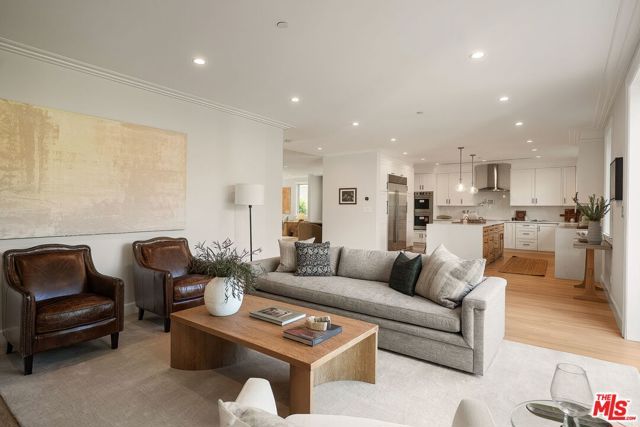 9013 Sawyer Street, Los Angeles, CA 90035