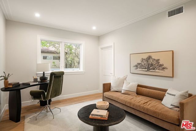 9013 Sawyer Street, Los Angeles, CA 90035