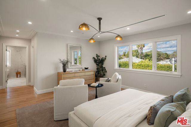 9013 Sawyer Street, Los Angeles, CA 90035