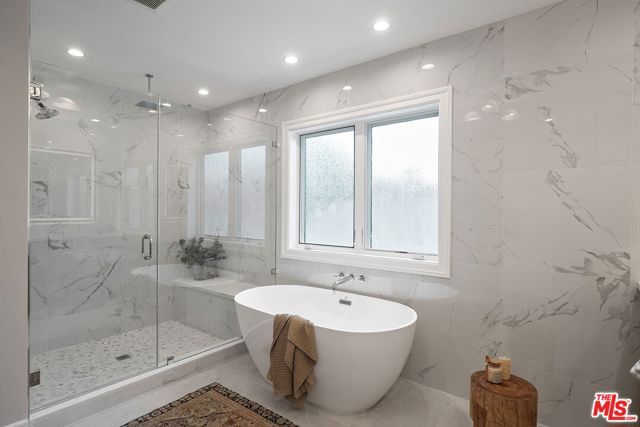 9013 Sawyer Street, Los Angeles, CA 90035