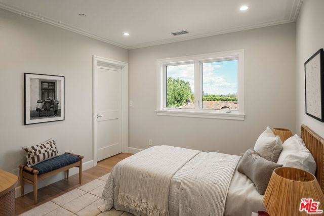 9013 Sawyer Street, Los Angeles, CA 90035