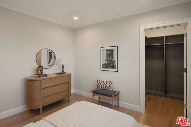 9013 Sawyer Street, Los Angeles, CA 90035