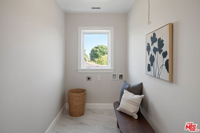 9013 Sawyer Street, Los Angeles, CA 90035