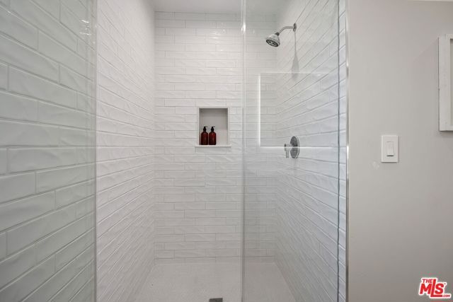 9013 Sawyer Street, Los Angeles, CA 90035