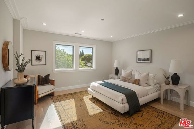 9013 Sawyer Street, Los Angeles, CA 90035