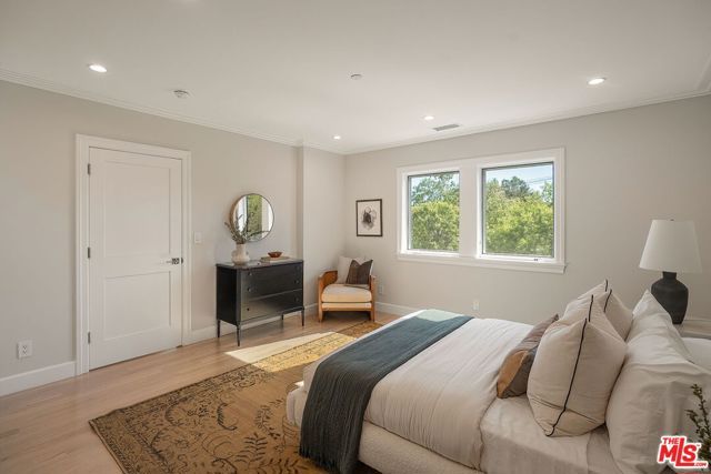 9013 Sawyer Street, Los Angeles, CA 90035