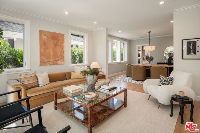 9013 Sawyer Street, Los Angeles, CA 90035