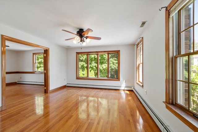 4 Battcock Road, Billerica, MA 01821