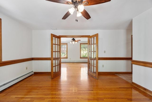 4 Battcock Road, Billerica, MA 01821