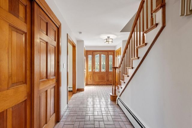 4 Battcock Road, Billerica, MA 01821