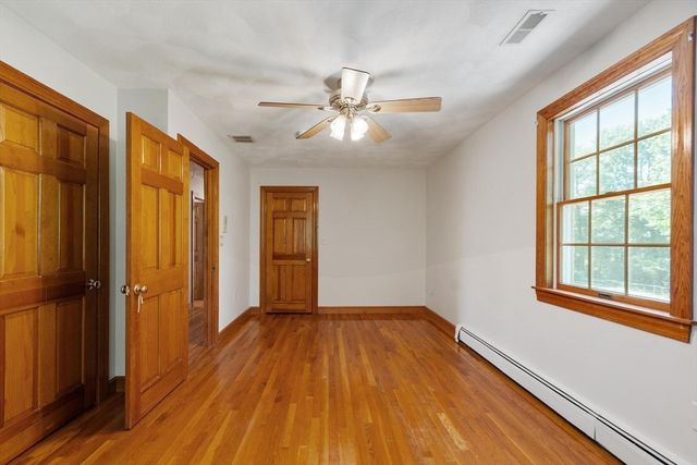 4 Battcock Road, Billerica, MA 01821
