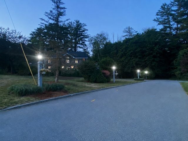 4 Battcock Road, Billerica, MA 01821