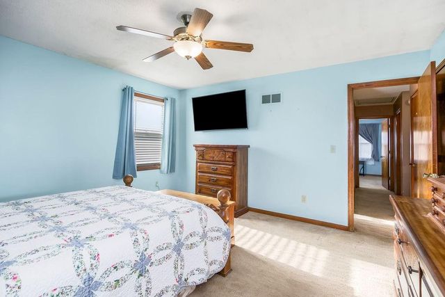 1924 NW 62nd Terrace, Kansas City, MO 64151