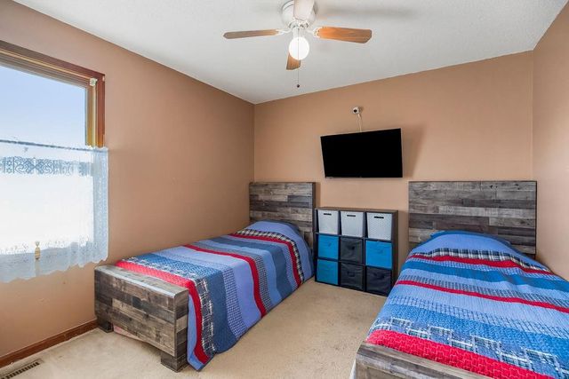 1924 NW 62nd Terrace, Kansas City, MO 64151