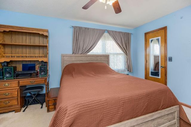 1924 NW 62nd Terrace, Kansas City, MO 64151