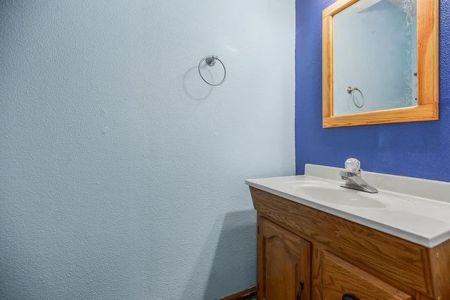 1924 NW 62nd Terrace, Kansas City, MO 64151