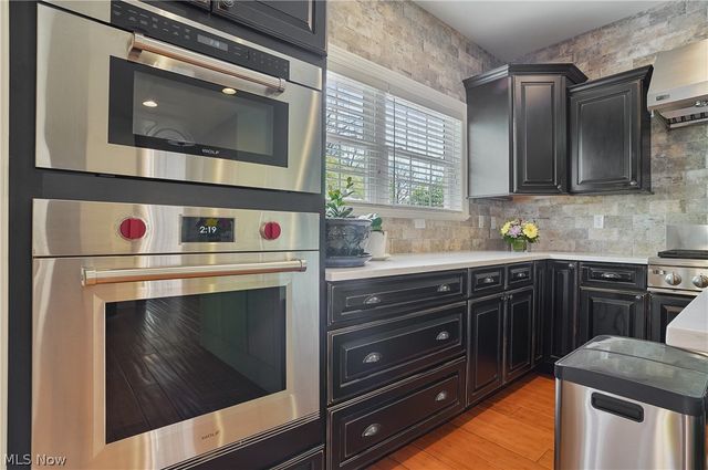 37 Clayton Court, Hudson, OH 44236