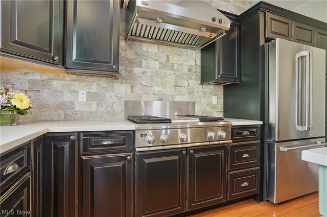37 Clayton Court, Hudson, OH 44236