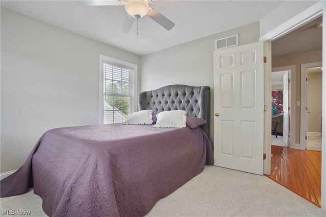 37 Clayton Court, Hudson, OH 44236
