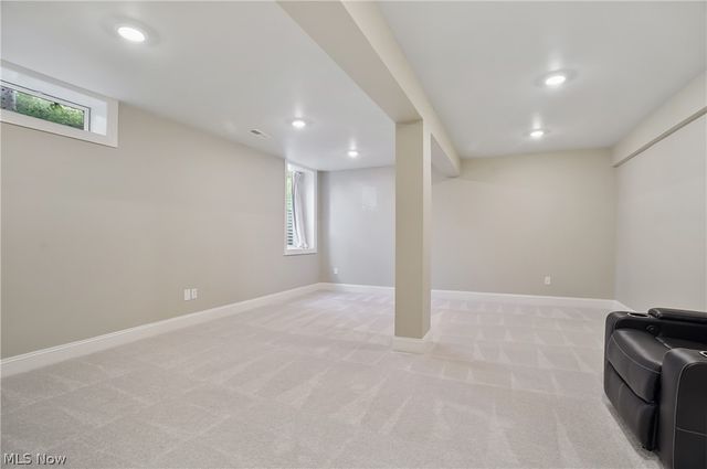 37 Clayton Court, Hudson, OH 44236