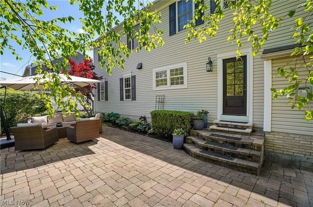 37 Clayton Court, Hudson, OH 44236