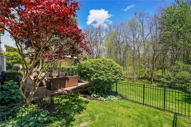 37 Clayton Court, Hudson, OH 44236