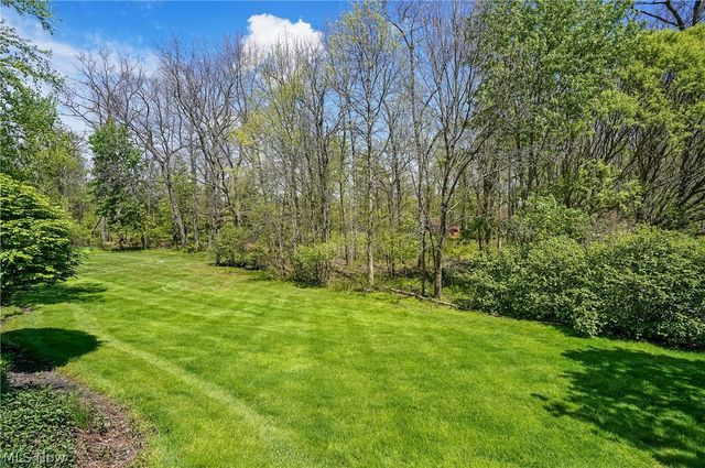 37 Clayton Court, Hudson, OH 44236