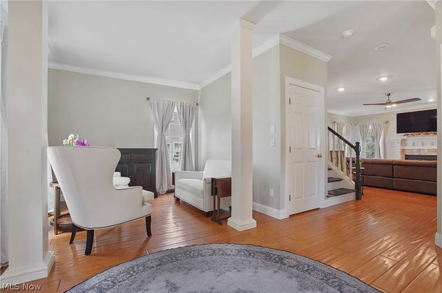 37 Clayton Court, Hudson, OH 44236