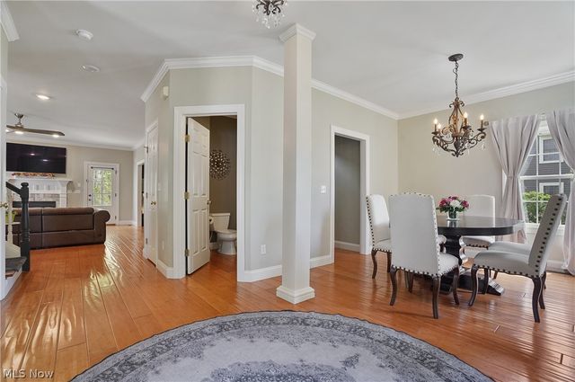 37 Clayton Court, Hudson, OH 44236